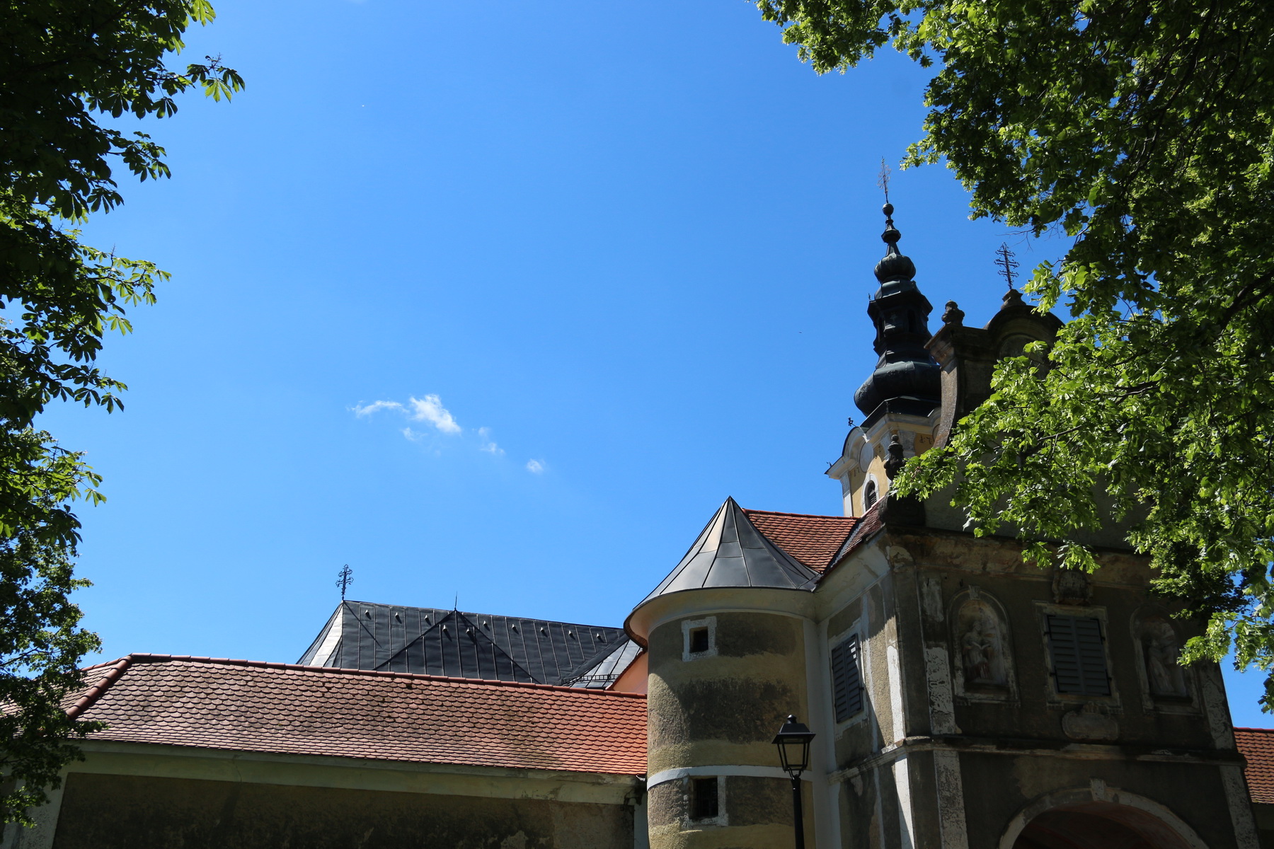 Klikni na fotografiju za uvecanje