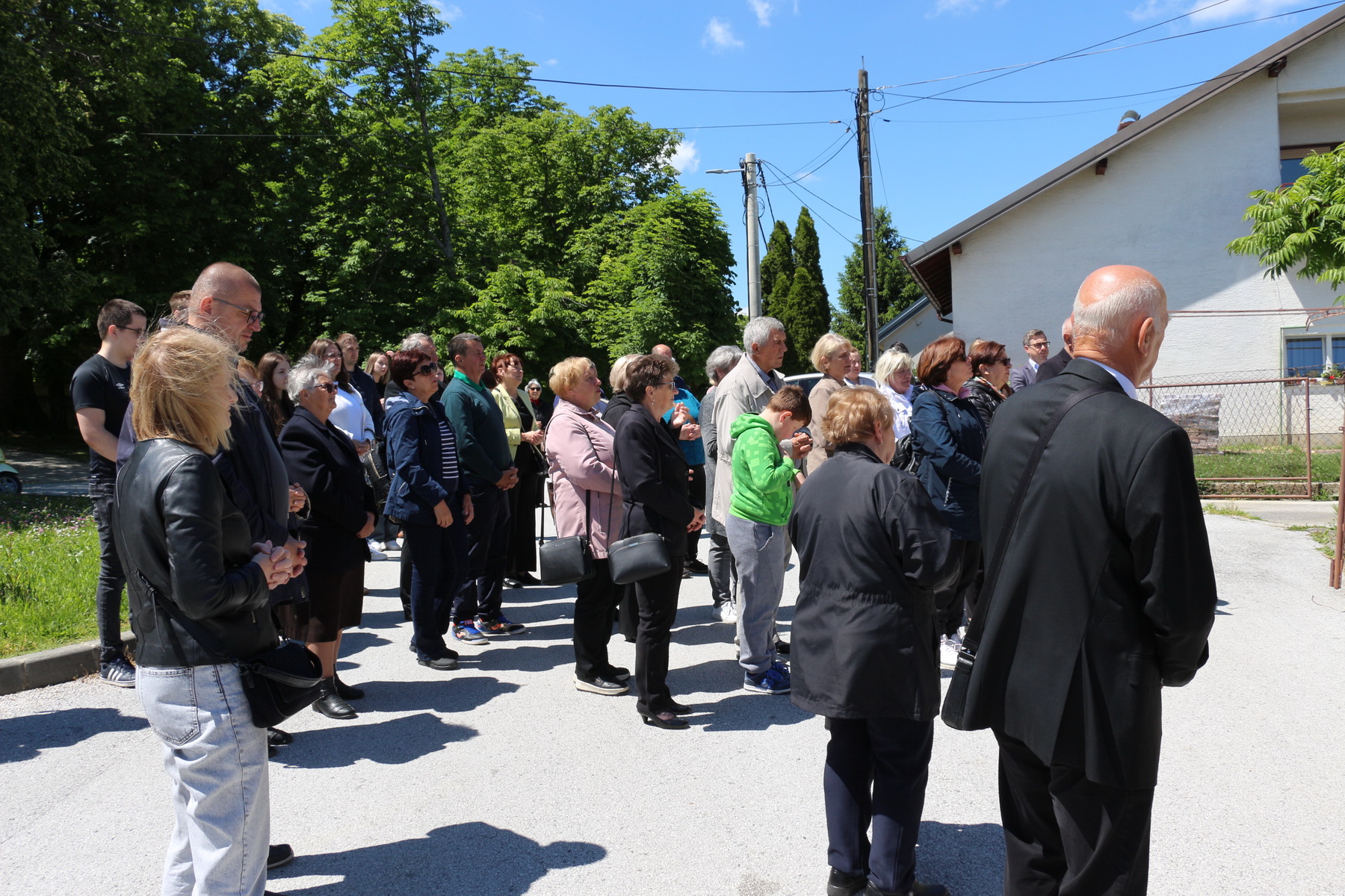 Klikni na fotografiju za uvecanje