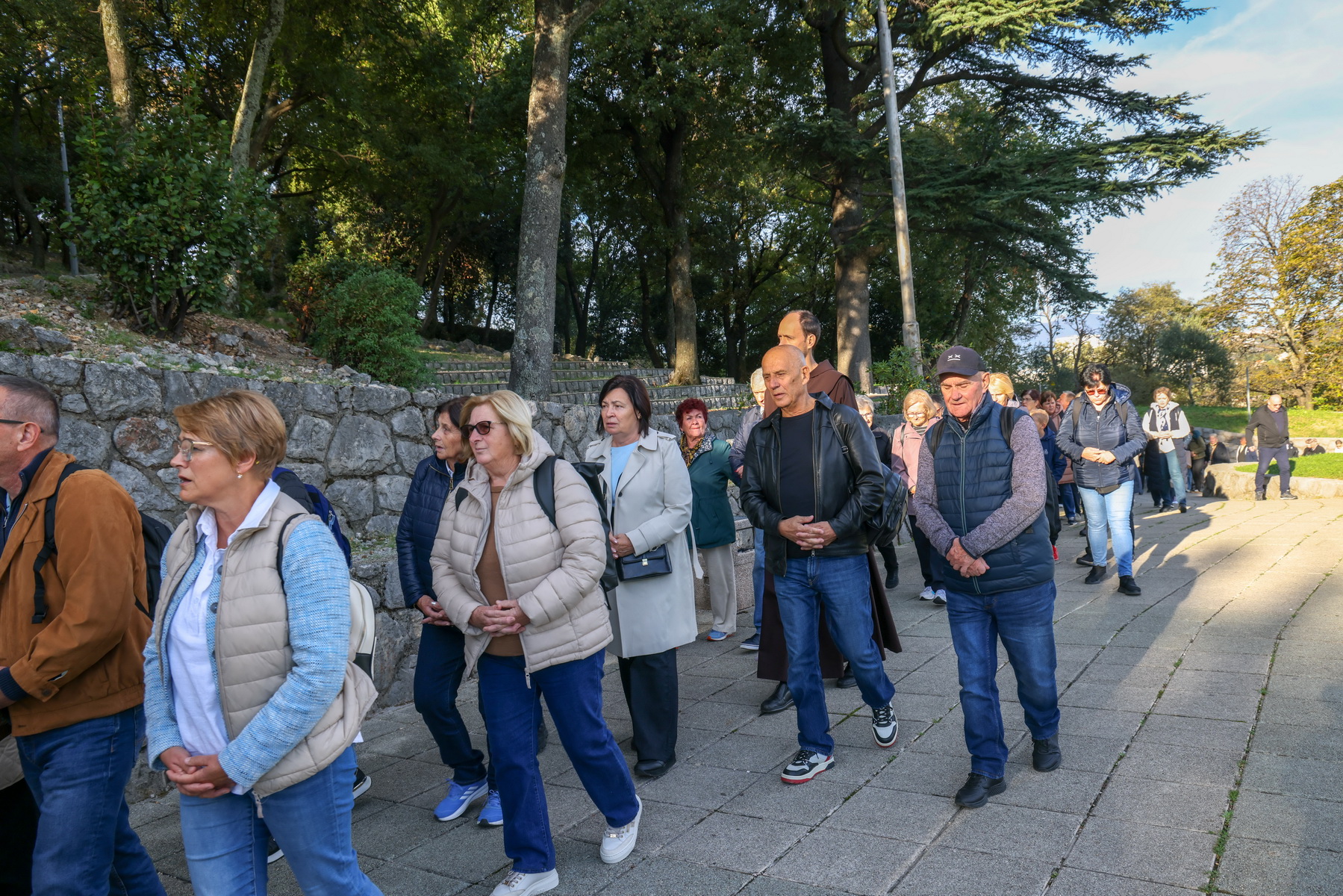 Klikni na fotografiju za uvecanje