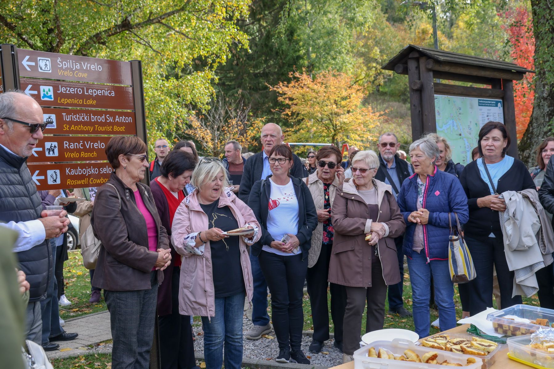 Klikni na fotografiju za uvecanje