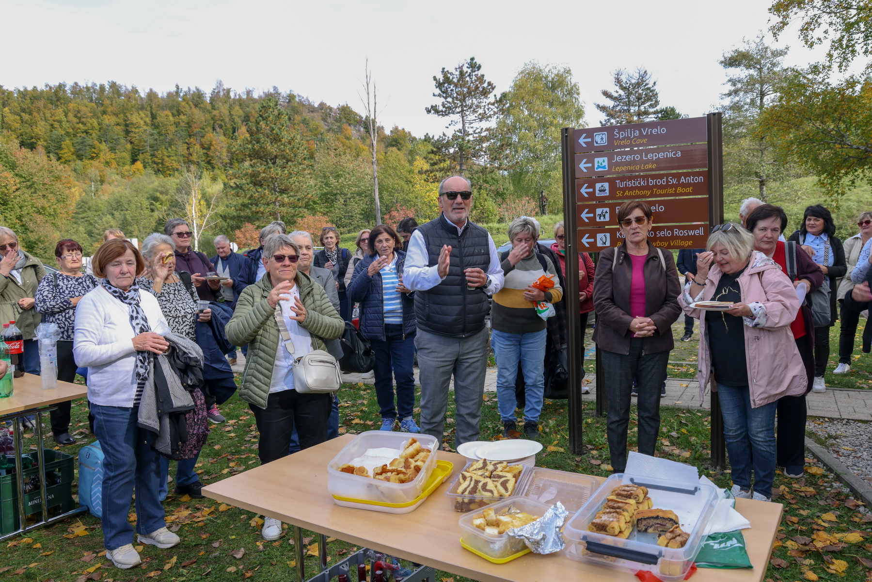 Klikni na fotografiju za uvecanje