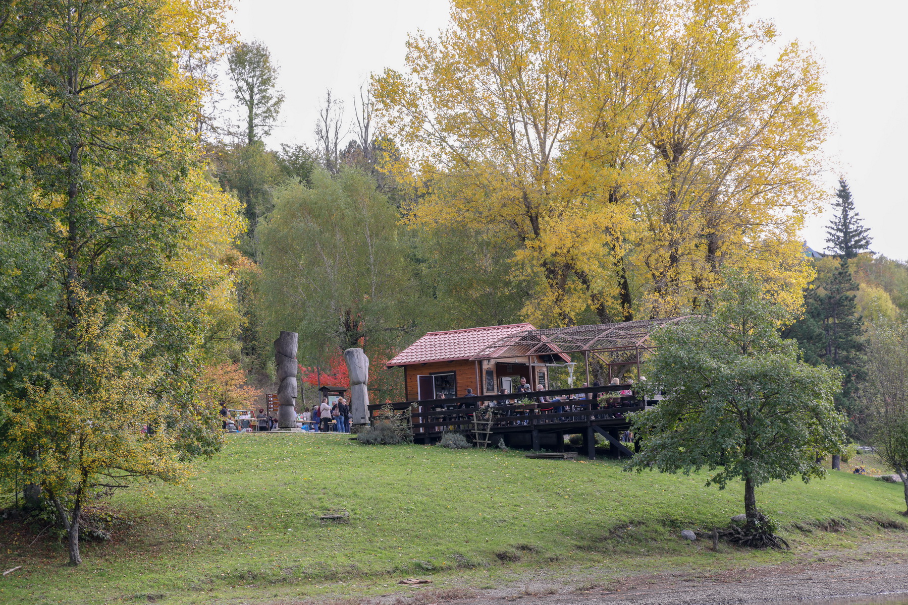 Klikni na fotografiju za uvecanje