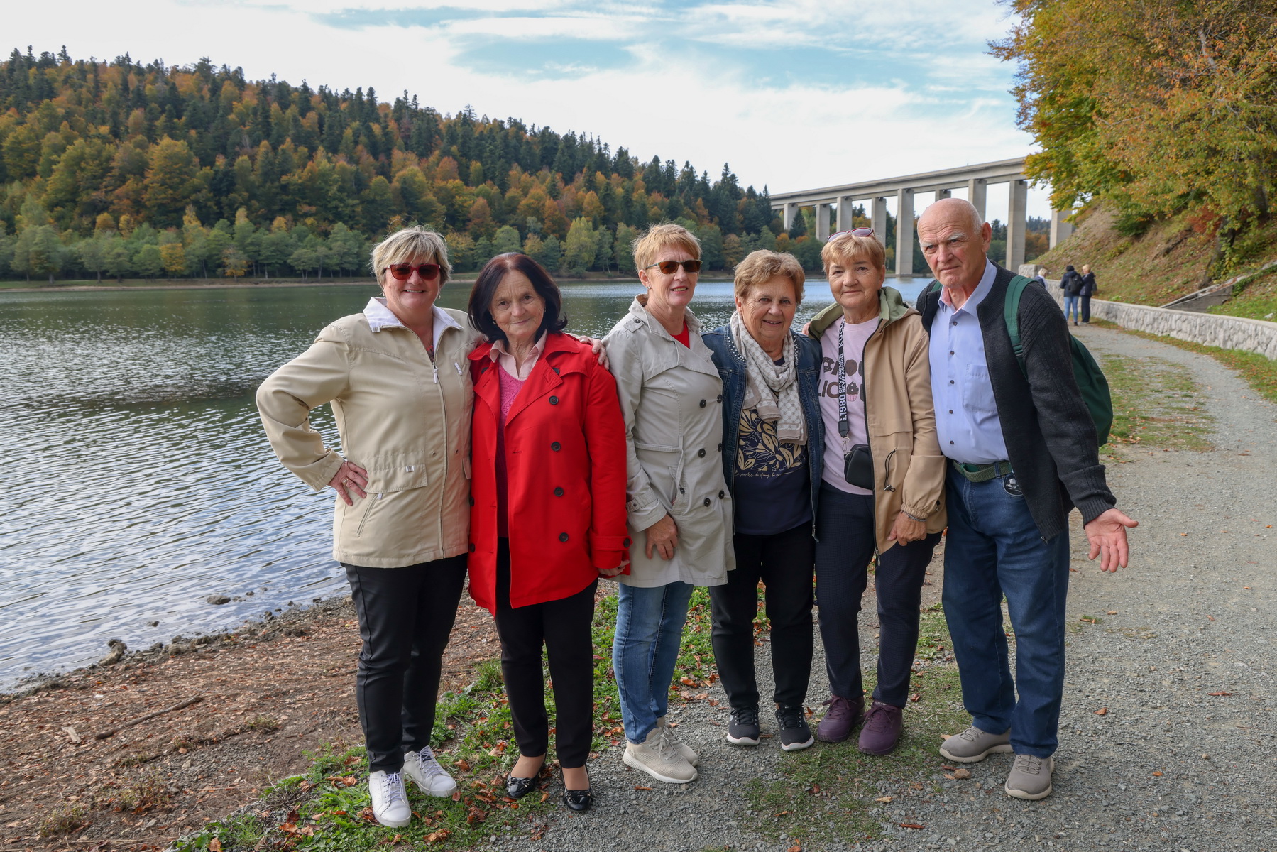 Klikni na fotografiju za uvecanje